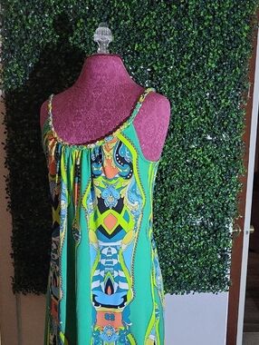 Green Patterned Spaghetti Strap Women’s Top